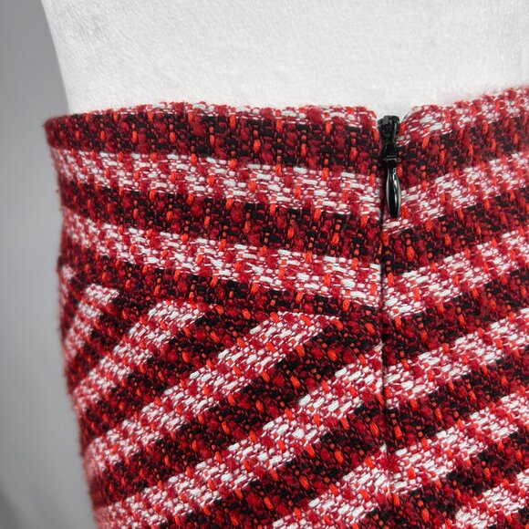 RW&CO Preppy Chic Tweed Red Mini Skirt – Size X-Small 2 - Picture 2 of 7
